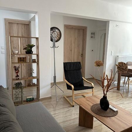 Bakopoulos Resort Ένα Όμορφο Και Ήσυχο Διαμέρισμα Στα Τρίκαλα Buitenkant foto